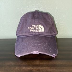 Women’s North Face baseball cap